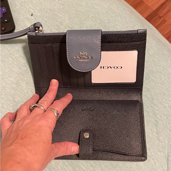 Coach phone wristlet/wallet - Picture 2 of 6
